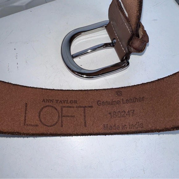Ann Taylor LOFT Genuine Leather Belt - Picture 3 of 3